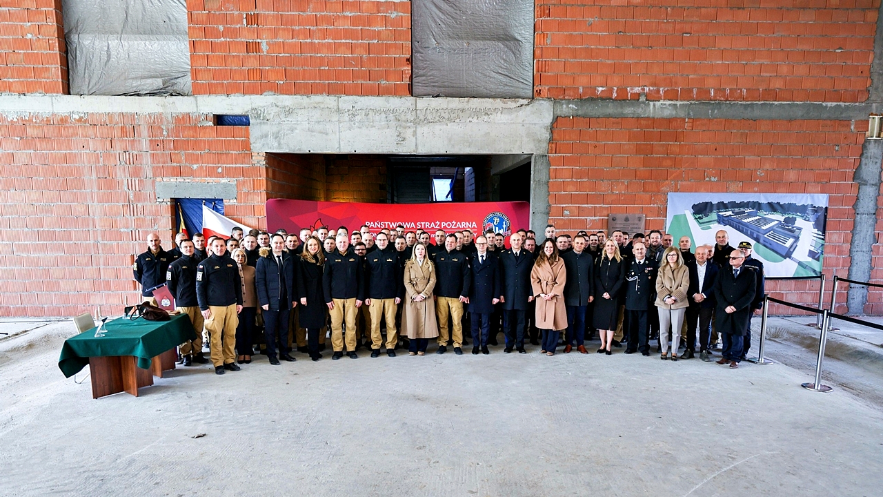 Akt erekcyjny pod budowę JRG nr 6 Komendy Miejskiej PSP m.st. Warszawy podpisany i wmurowany