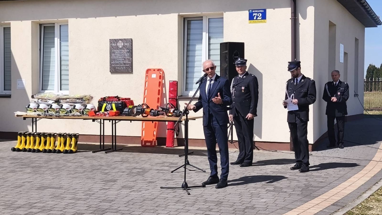 Dzień Strażaka w gminie Somianka. Nowy sprzęt trafił do jednostek OSP